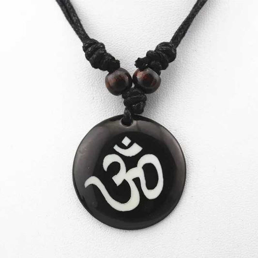 Collar Amuleto Budista Negro